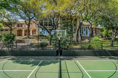 4646 Rockcliff Road Austin TX 78746