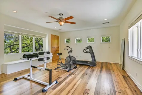 4646 Rockcliff Road Austin TX 78746