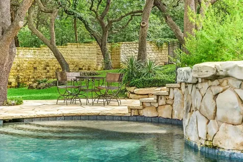 4646 Rockcliff Road Austin TX 78746
