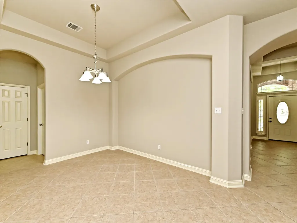 10009 Buffalo Lake Lane Austin TX 78747