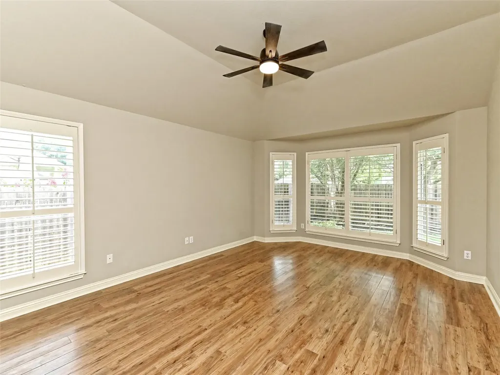 10009 Buffalo Lake Lane Austin TX 78747