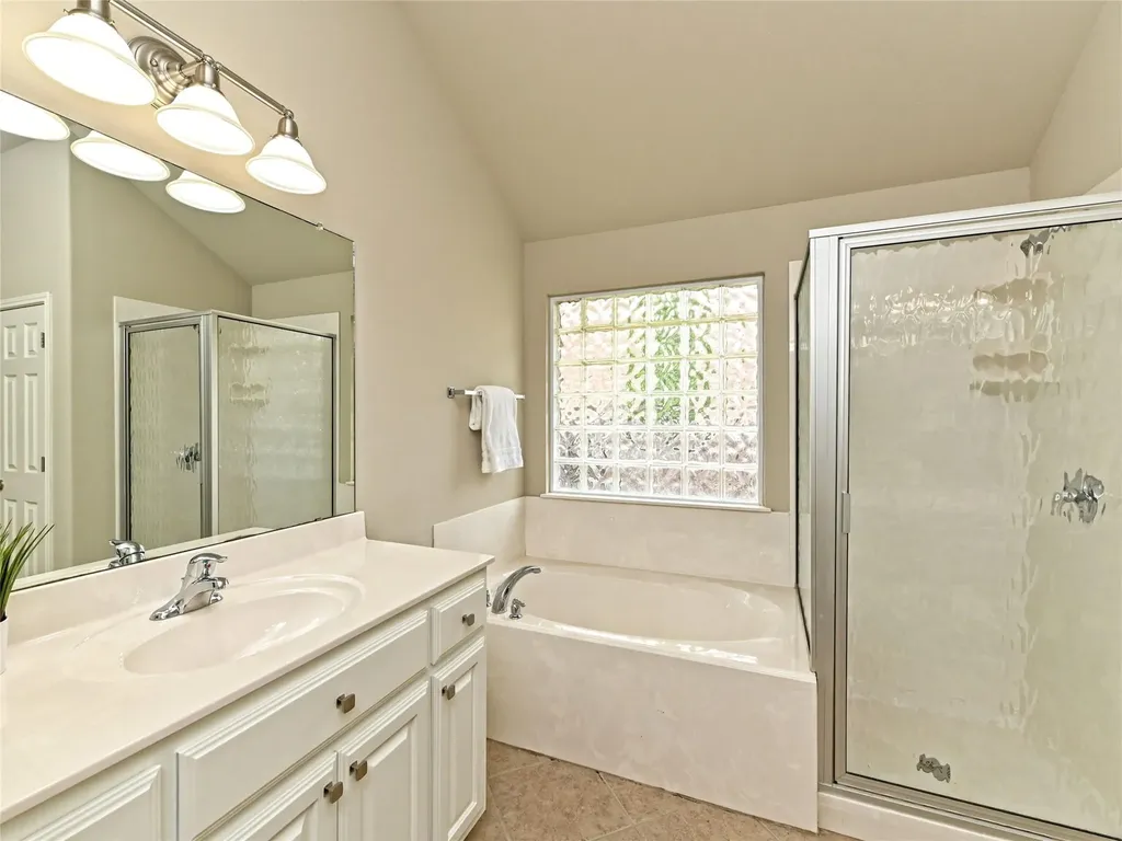 10009 Buffalo Lake Lane Austin TX 78747