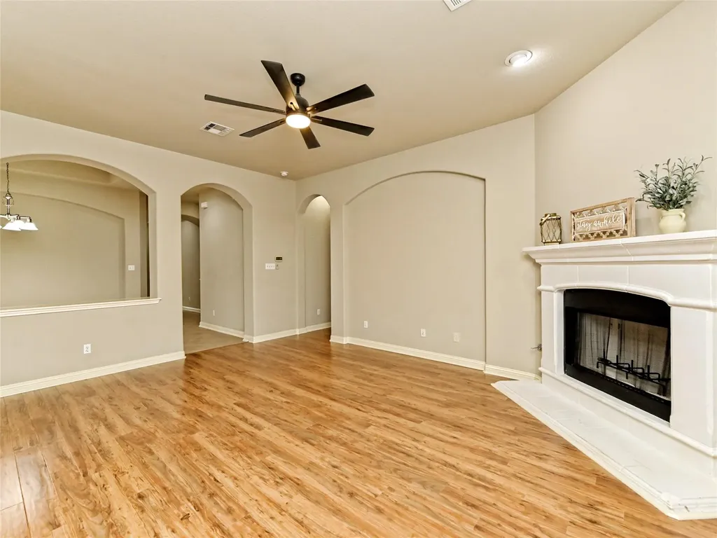 10009 Buffalo Lake Lane Austin TX 78747