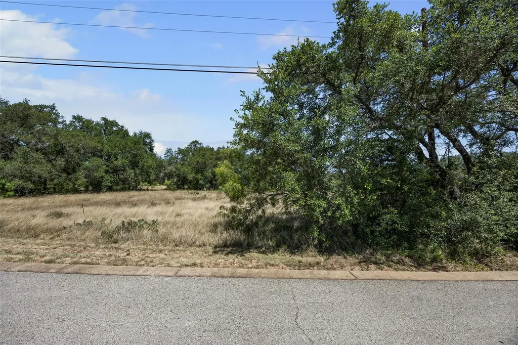 2616 Fall Creek Estates Drive Spicewood TX 78669