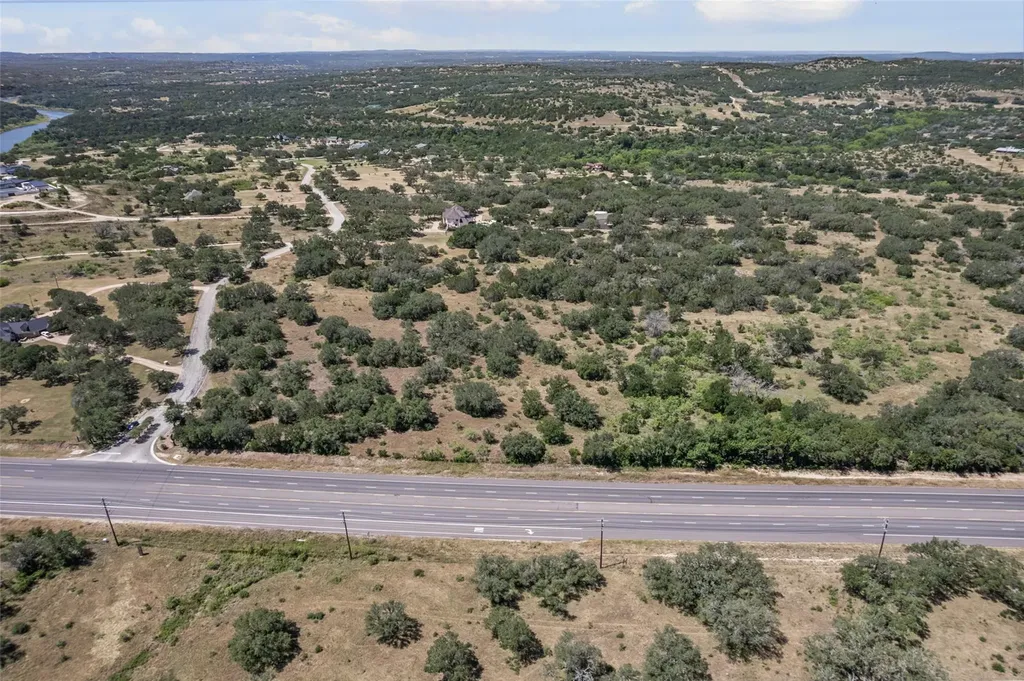 2616 Fall Creek Estates Drive Spicewood TX 78669