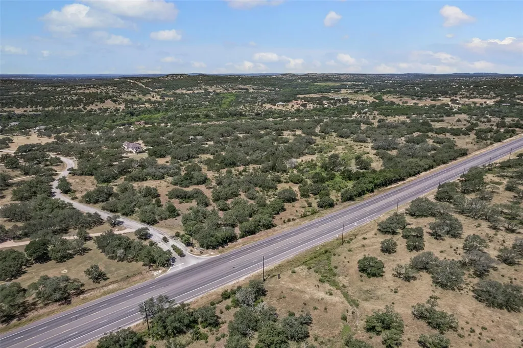 2616 Fall Creek Estates Drive Spicewood TX 78669