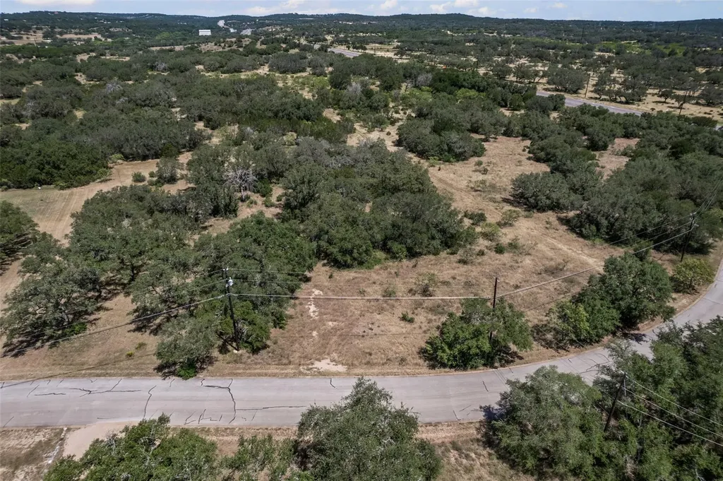 2616 Fall Creek Estates Drive Spicewood TX 78669