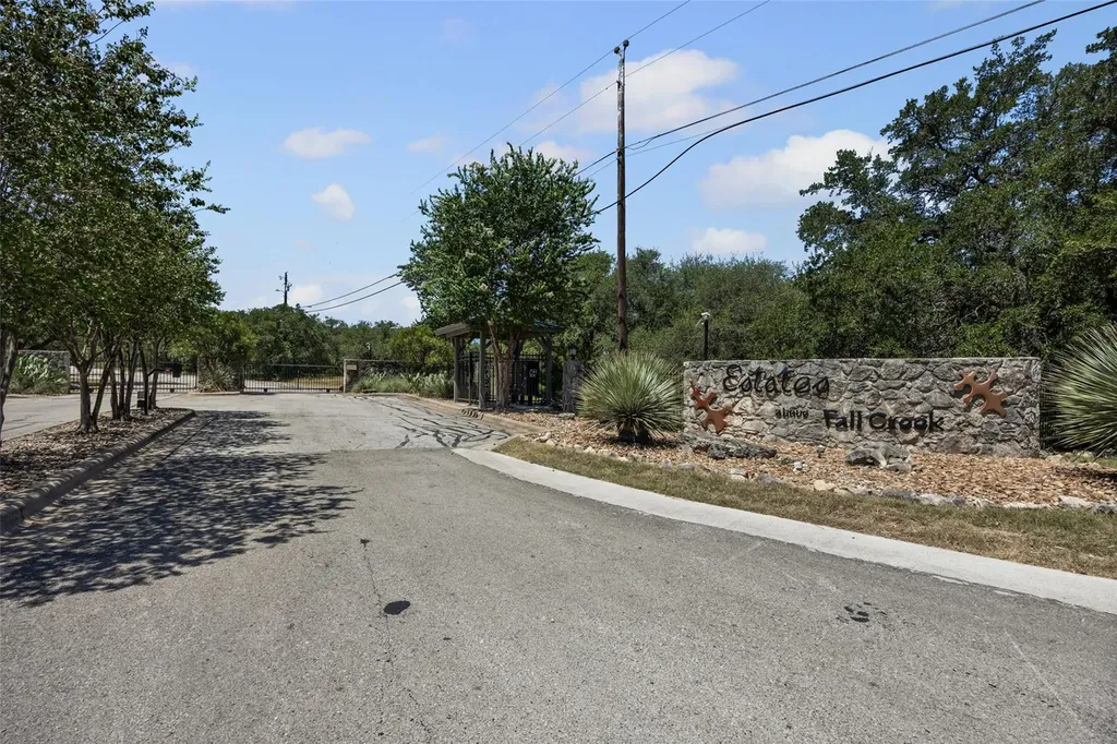 2616 Fall Creek Estates Drive Spicewood TX 78669