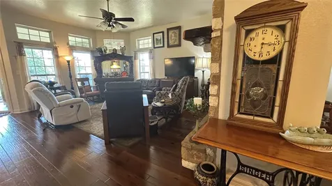 213 Joe Cole Lane Smithville TX 78957