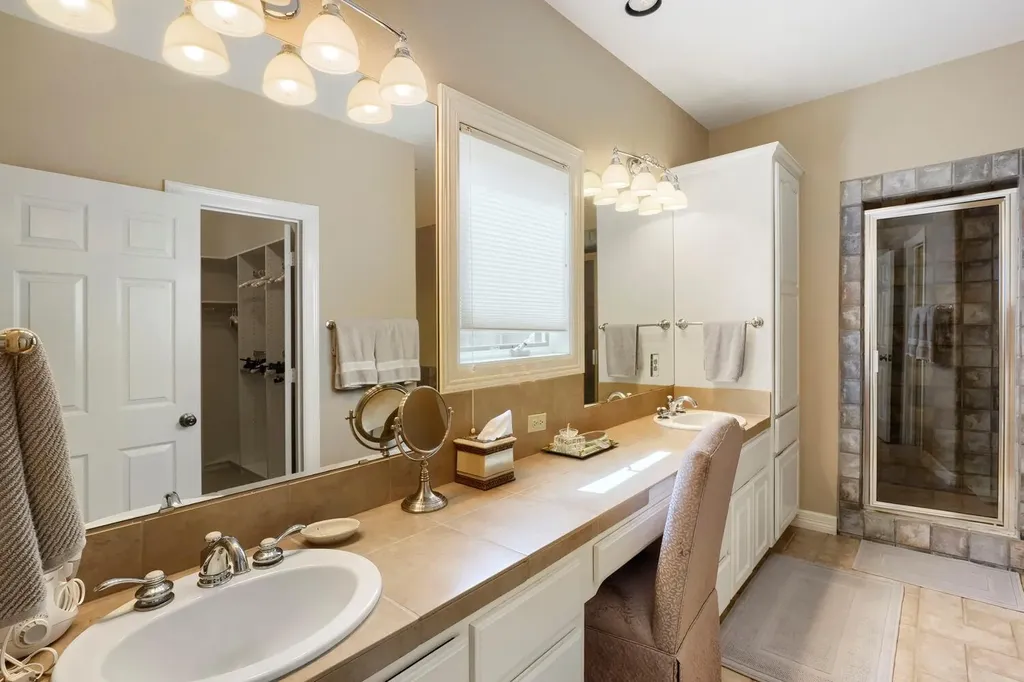 2422 Founders Circle Spicewood TX 78669