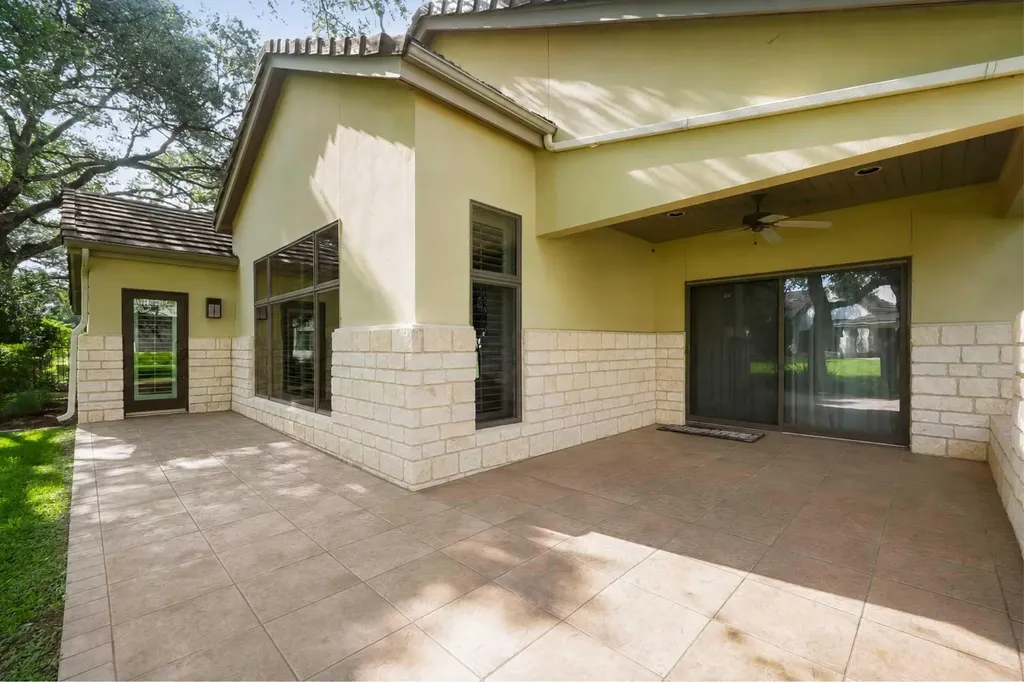2422 Founders Circle Spicewood TX 78669