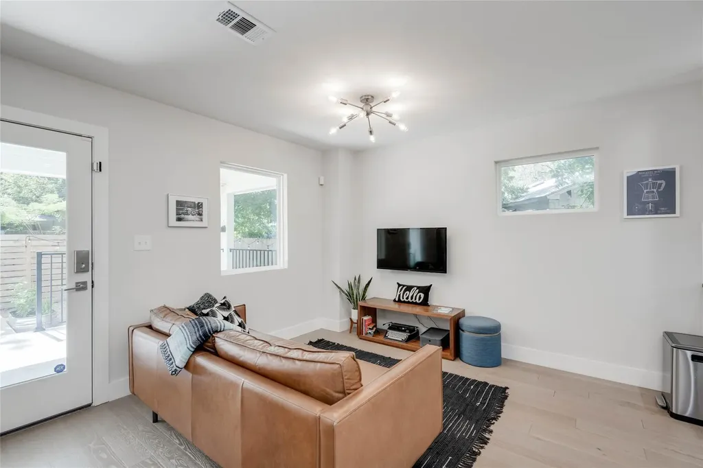 2003 Rountree Drive Austin TX 78722
