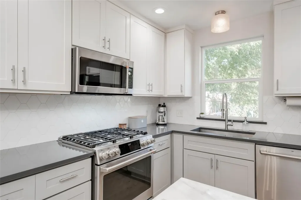 2003 Rountree Drive Austin TX 78722