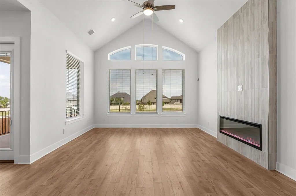 4746 Regents Place Round Rock TX 78665