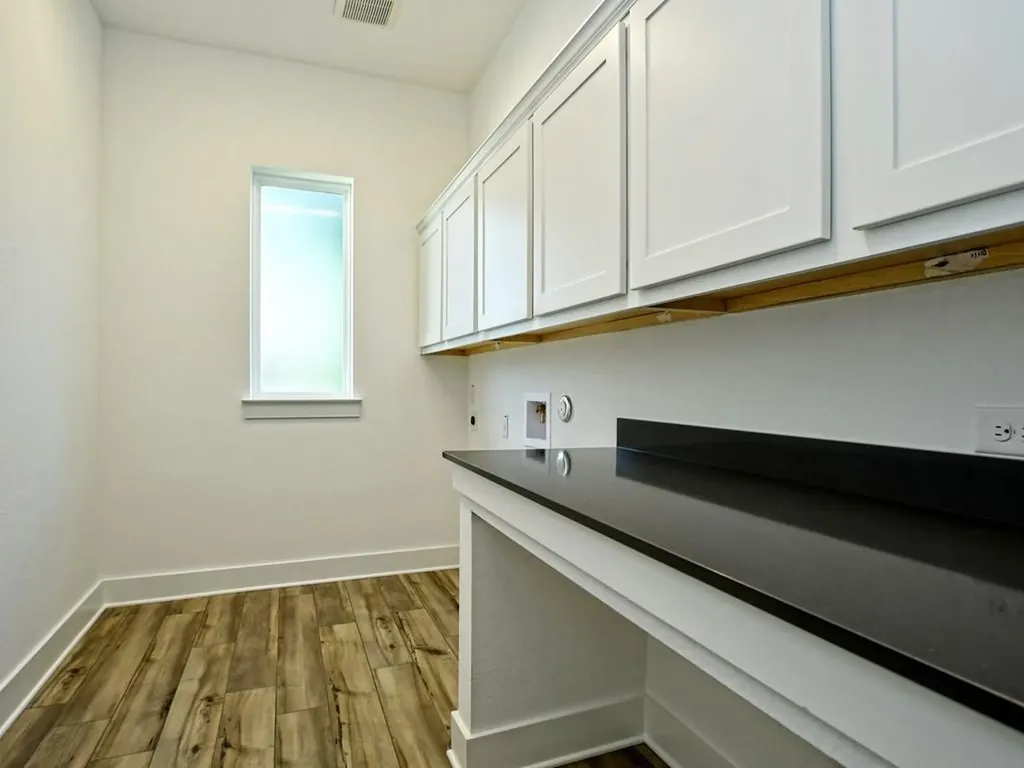 402 Zennia Street Austin TX 78751