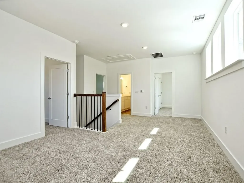402 Zennia Street Austin TX 78751