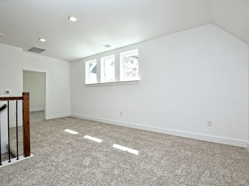 402 Zennia Street Austin TX 78751