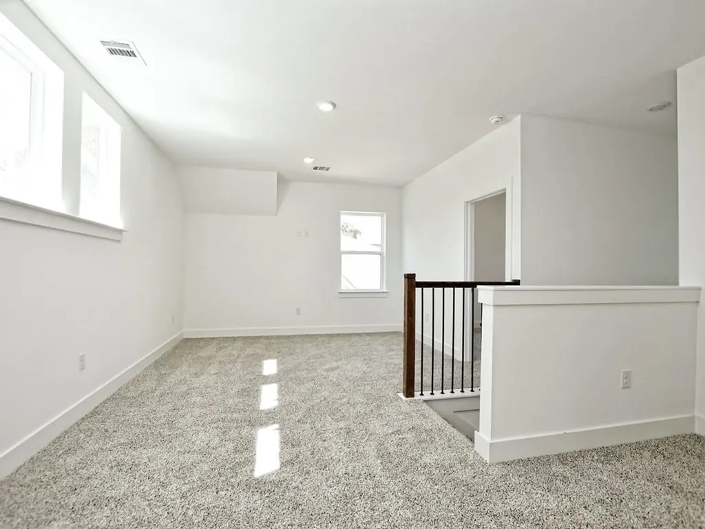 402 Zennia Street Austin TX 78751