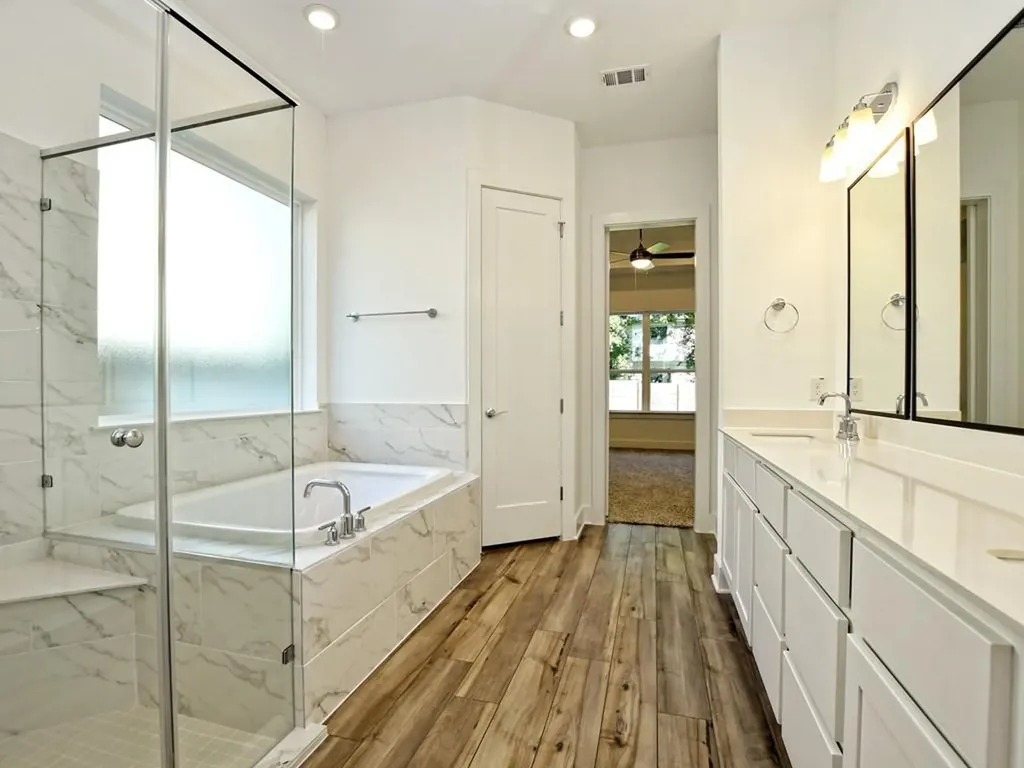 402 Zennia Street Austin TX 78751