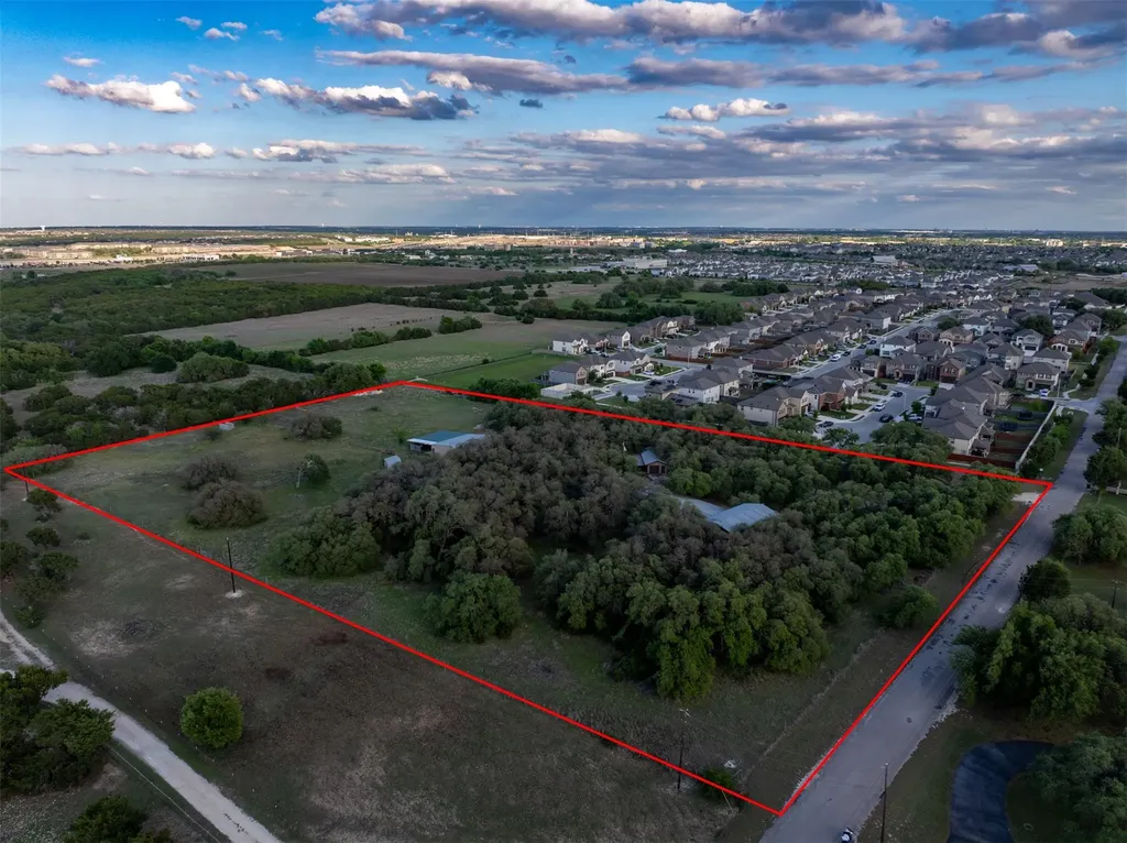 1050 Oak Grove Road Leander TX 78641