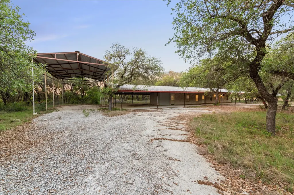 1050 Oak Grove Road Leander TX 78641