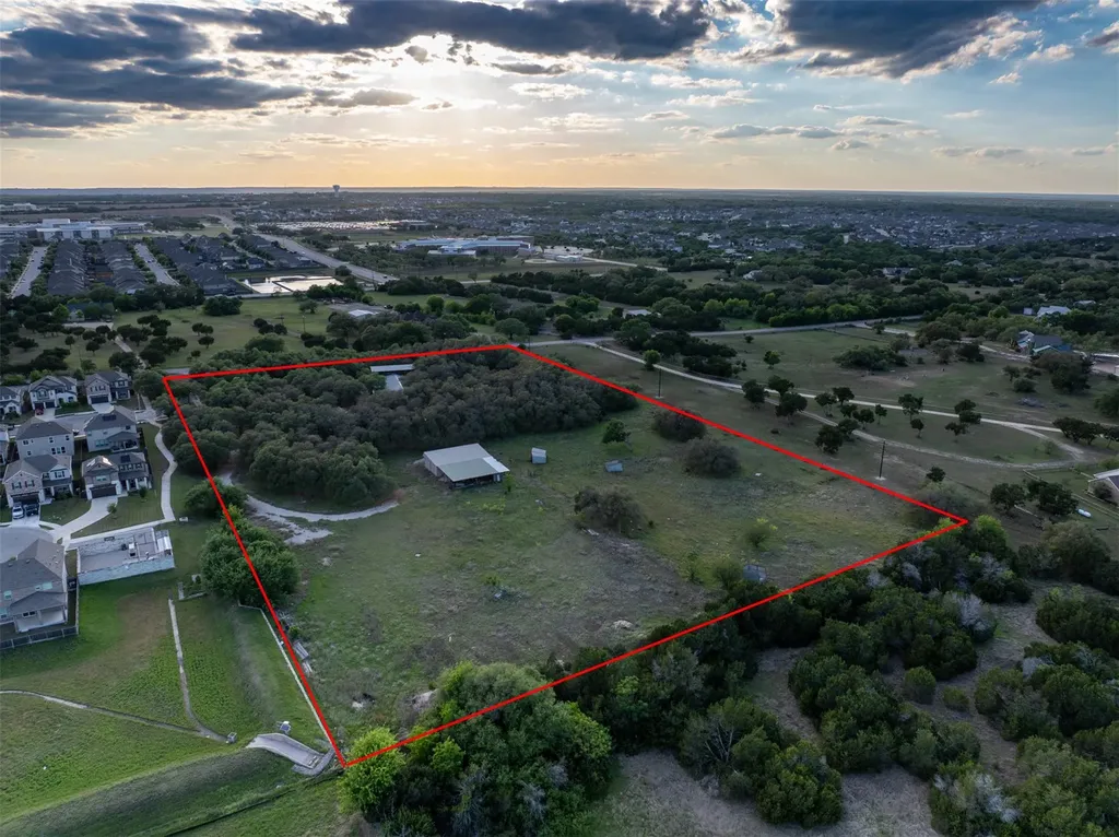 1050 Oak Grove Road Leander TX 78641