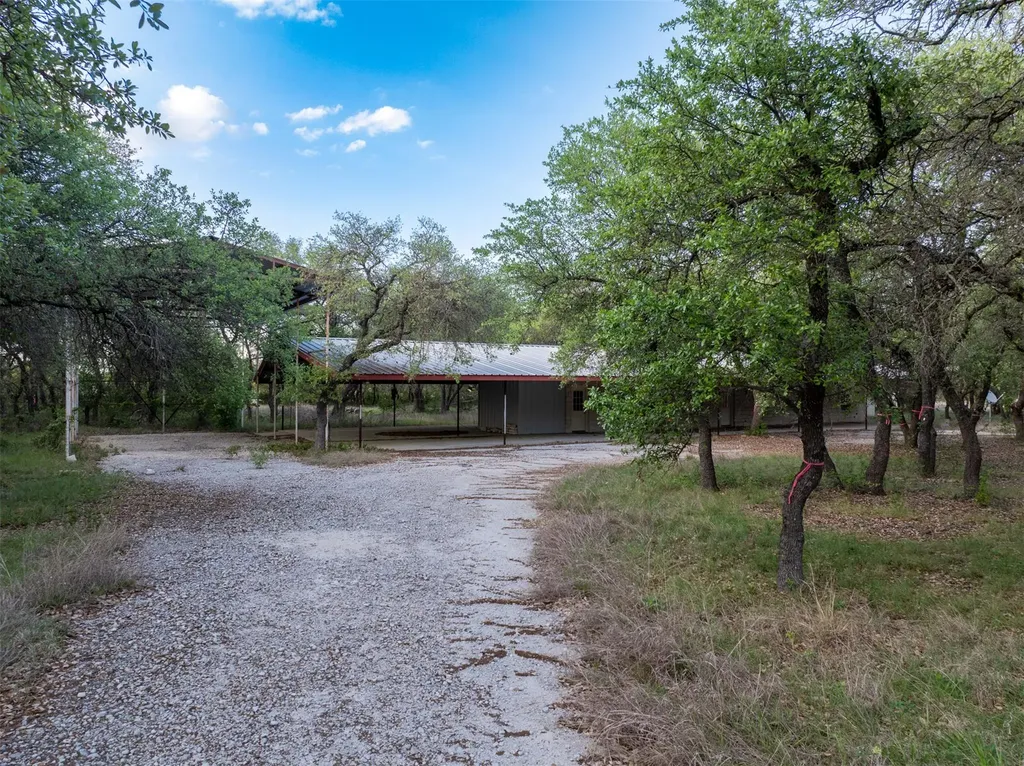 1050 Oak Grove Road Leander TX 78641