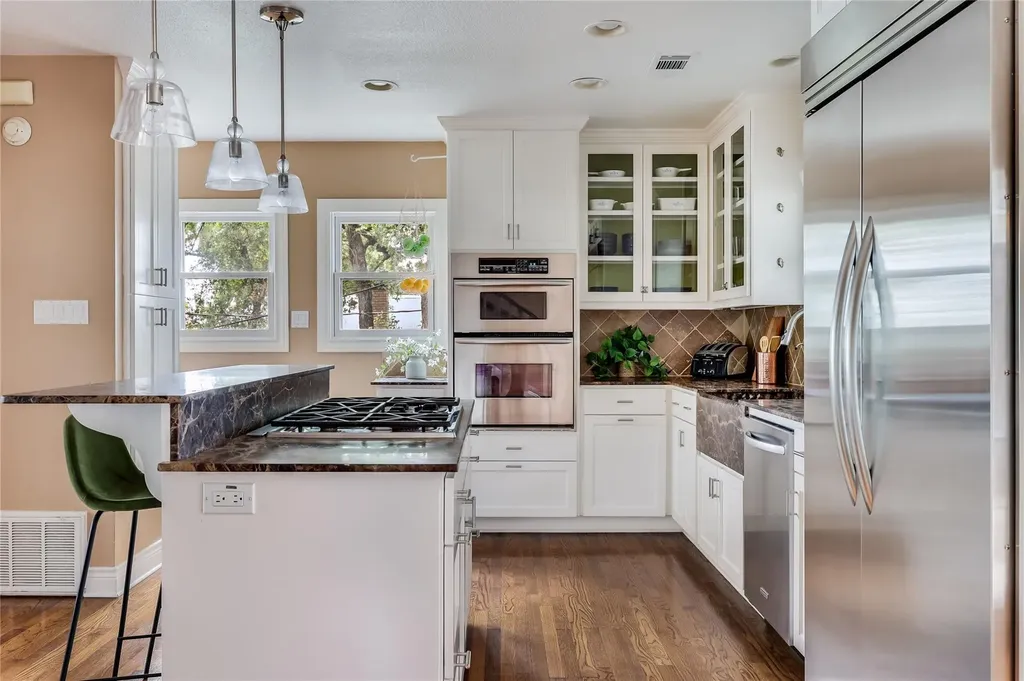 610 Oakland Avenue Austin TX 78703