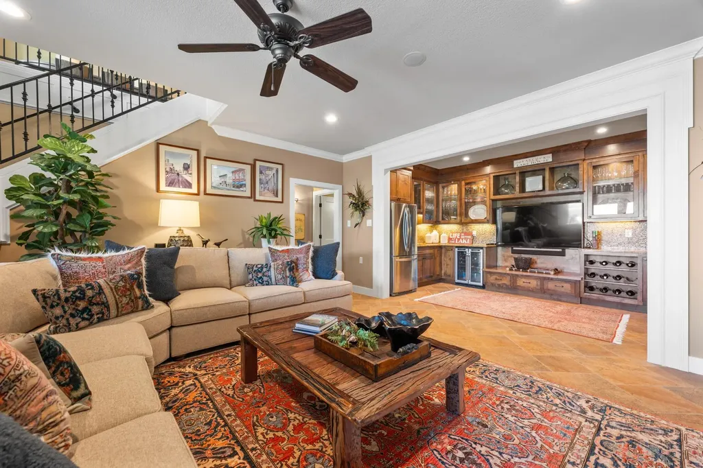 107 Edgewater Cove Lakeway TX 78734