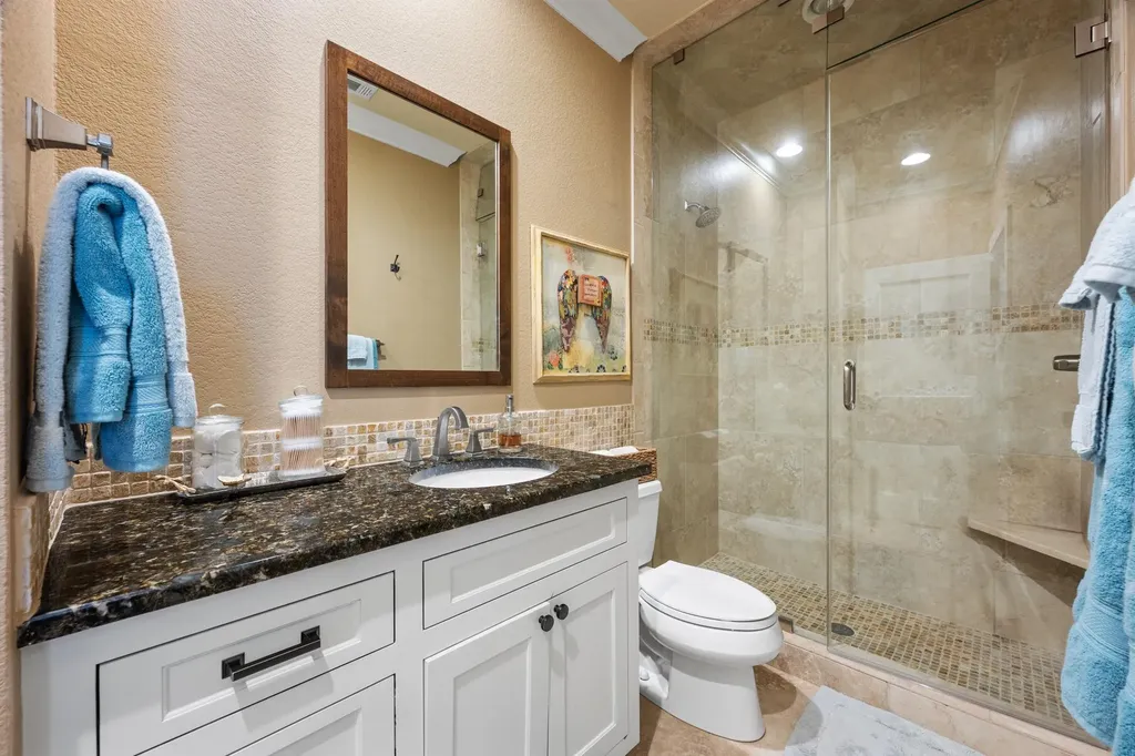 107 Edgewater Cove Lakeway TX 78734