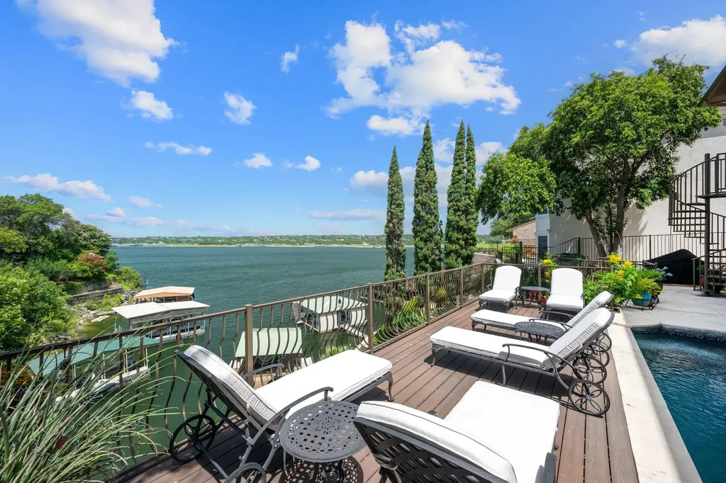 107 Edgewater Cove Lakeway TX 78734