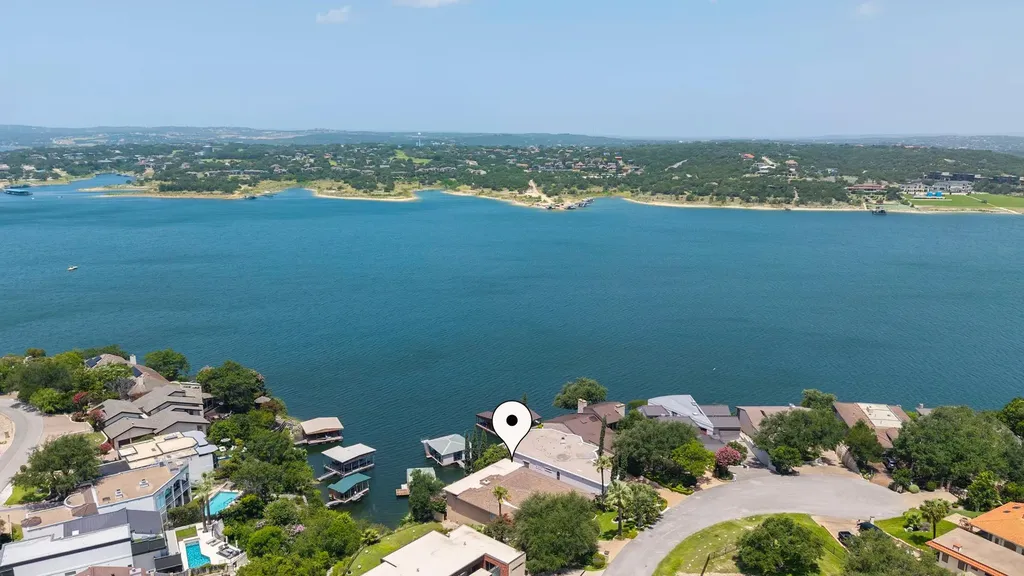 107 Edgewater Cove Lakeway TX 78734