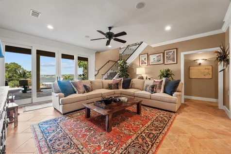 107 Edgewater Cove Lakeway TX 78734