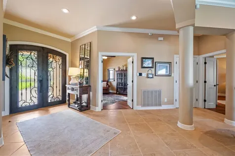 107 Edgewater Cove Lakeway TX 78734