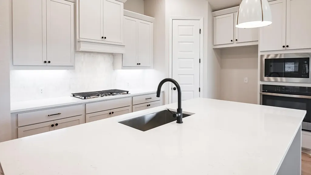 308 Foxfire Cove Lockhart TX 78644