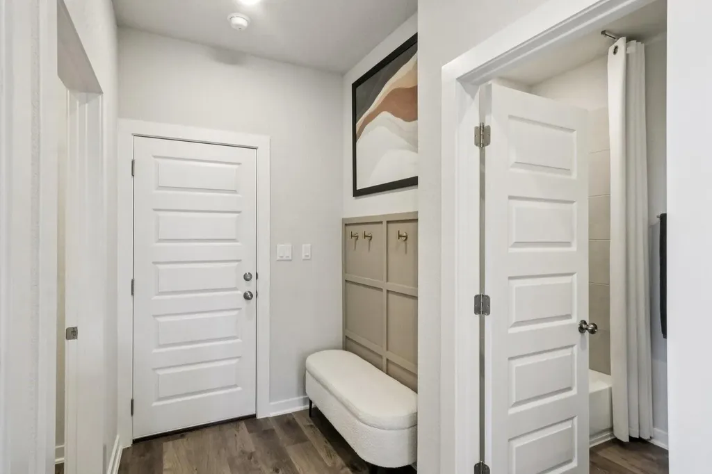 108 Hornet Street Elgin TX 78621