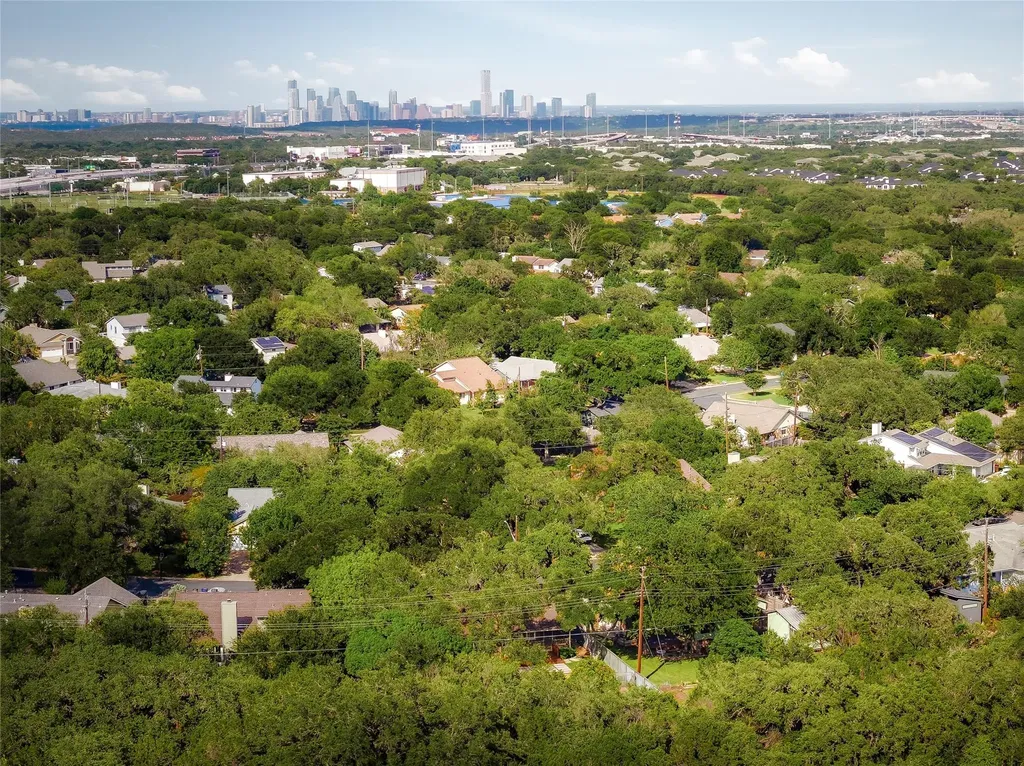6408 Steer Trail Austin TX 78749
