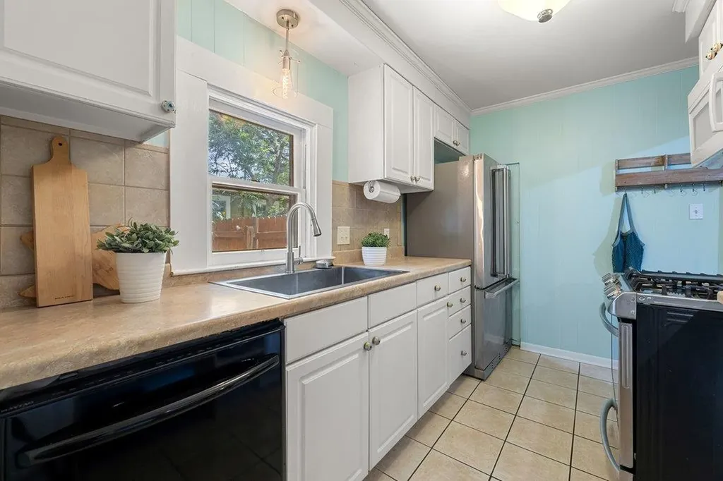 1218 S Myrtle Street Georgetown TX 78626