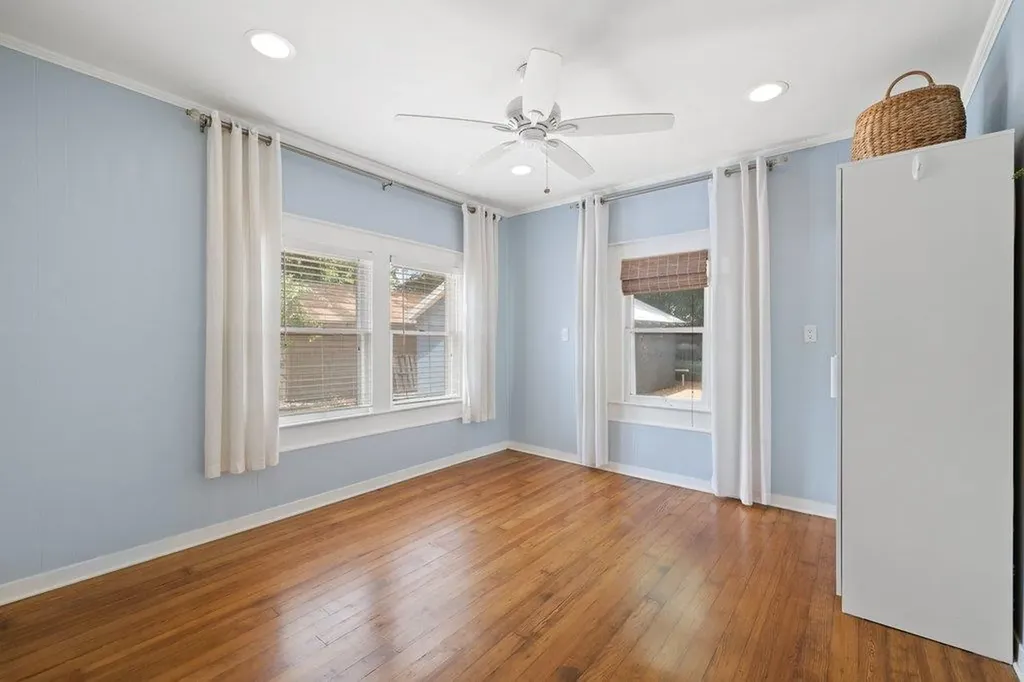 1218 S Myrtle Street Georgetown TX 78626