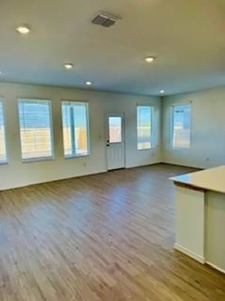 197 Alamito Avenue Kyle TX 78640