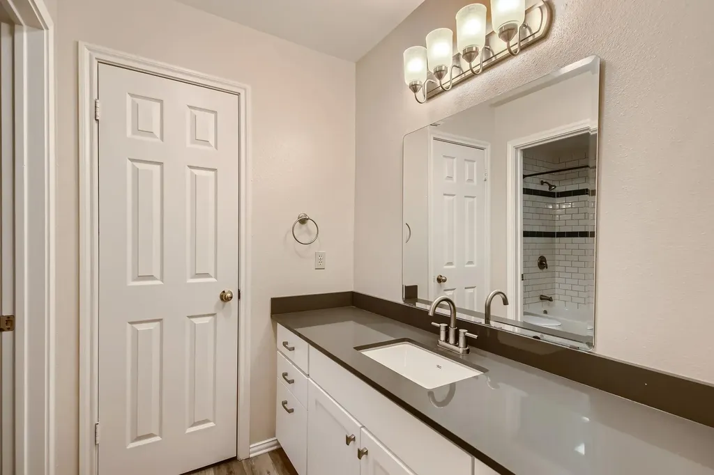 11034 Galleria Cove Austin TX 78759