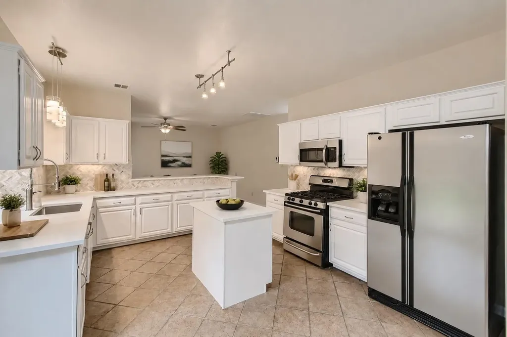 11034 Galleria Cove Austin TX 78759