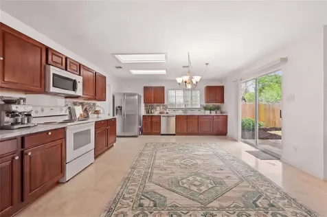 83 Elm Hill Court San Marcos TX 78666
