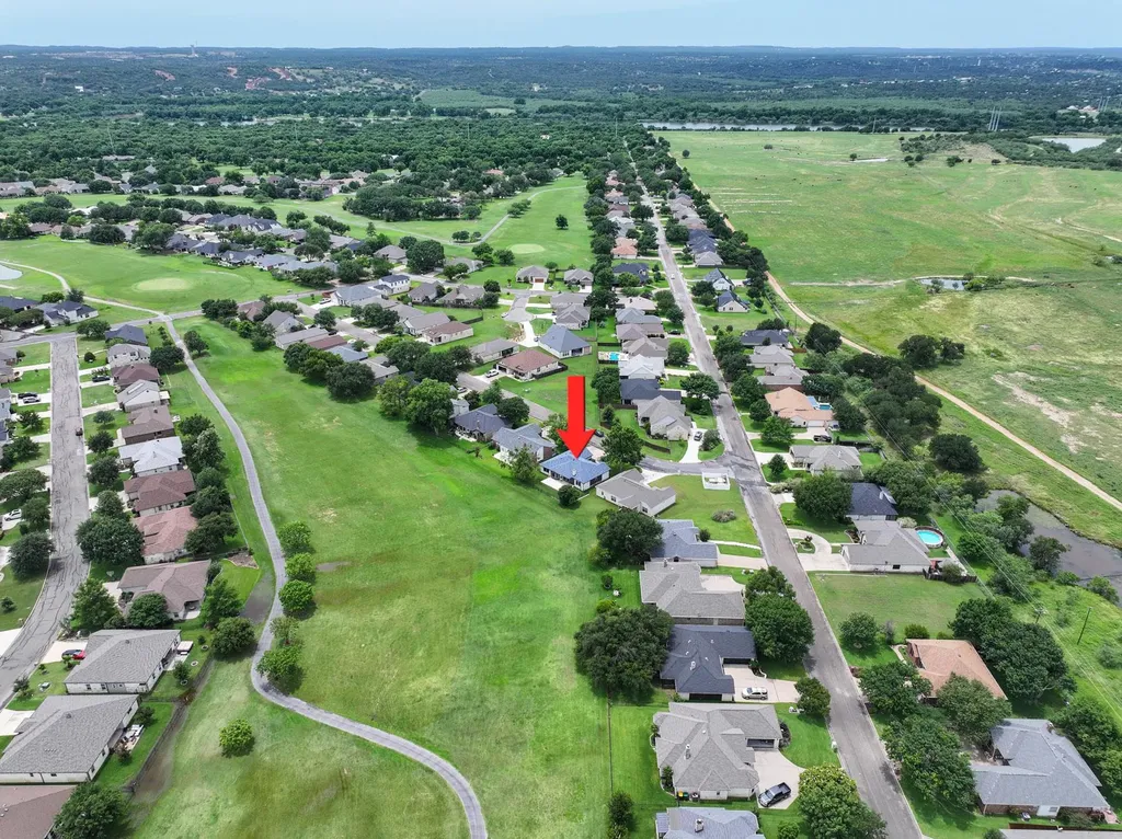 408 Spyglass Street Meadowlakes TX 78654