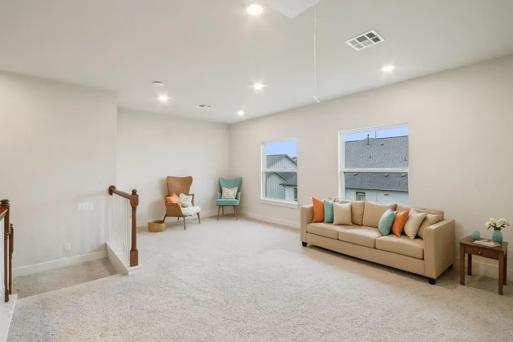 1141 Lucca Drive Dripping Springs TX 78620