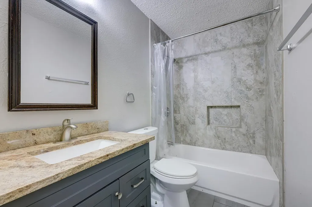 6300 Capriola Drive Austin TX 78745