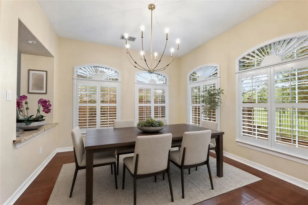 3903 Gaines Court Austin TX 78735