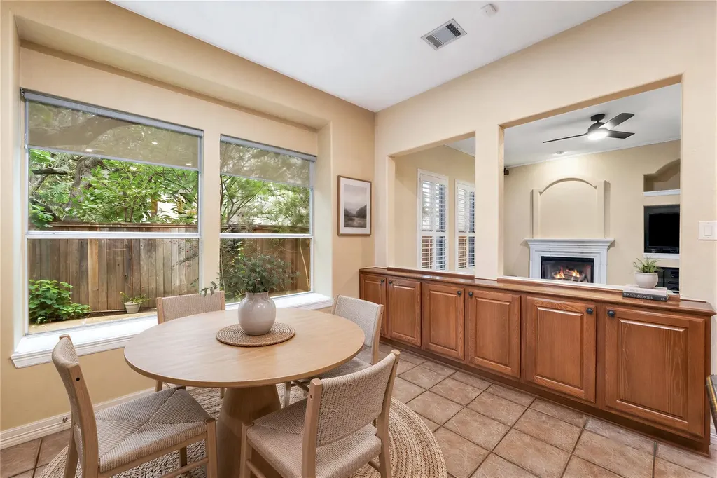 3903 Gaines Court Austin TX 78735