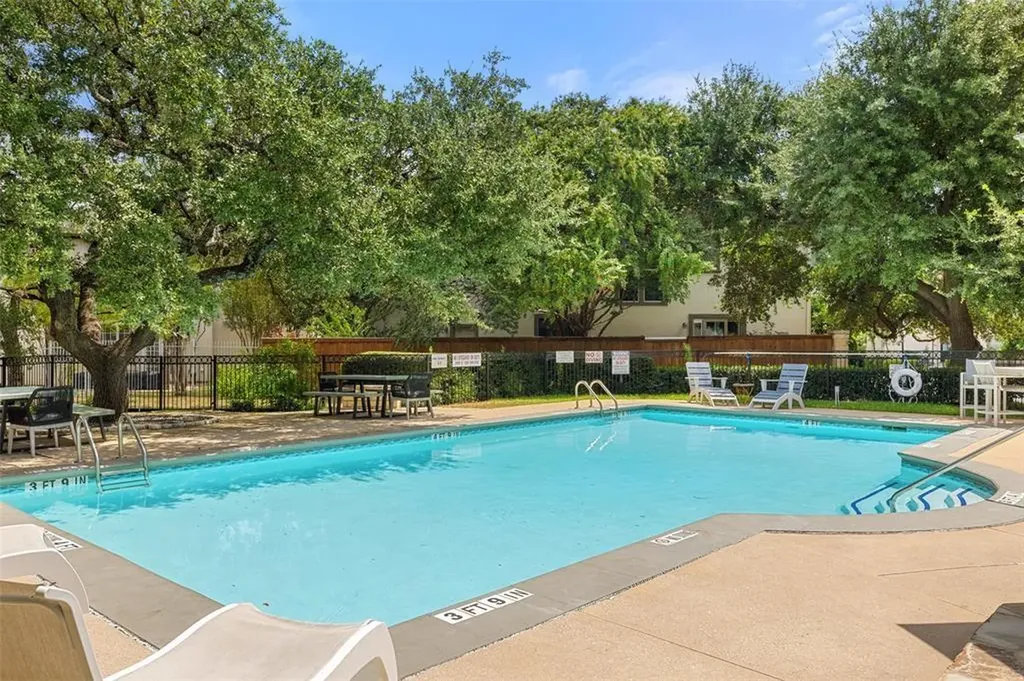 3903 Gaines Court Austin TX 78735