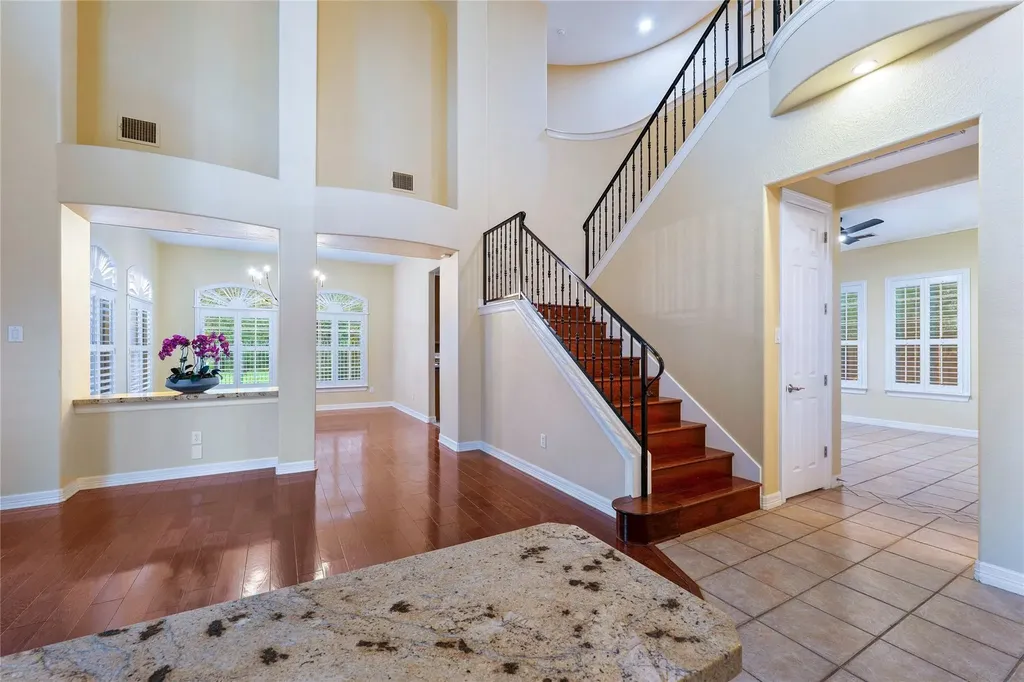 3903 Gaines Court Austin TX 78735